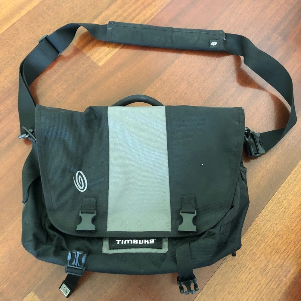 Timbuk2 Crossbody Messenger Bag EUC!